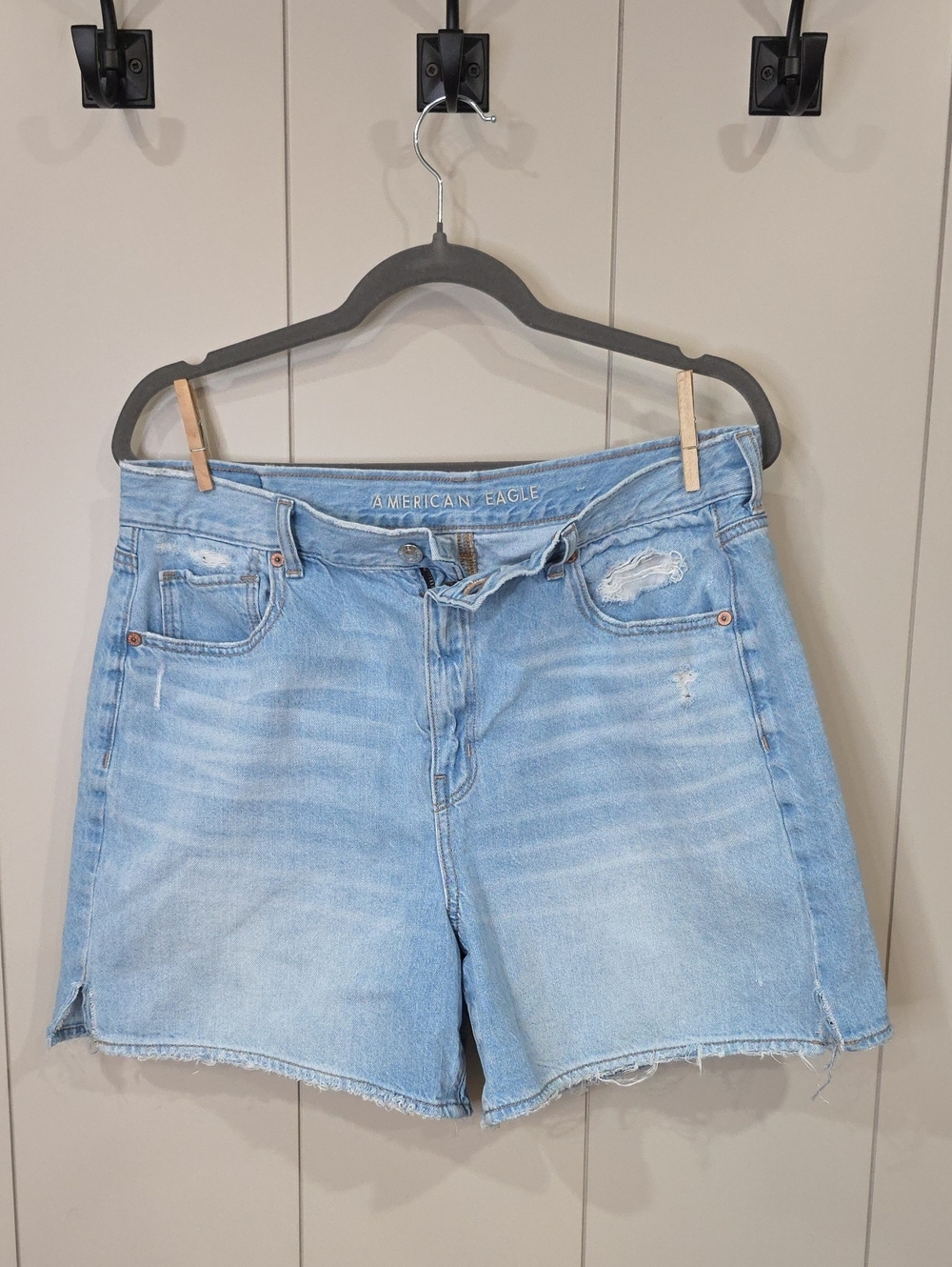 American Eagle Outfitters Light Blue Distressed Jean Shorts